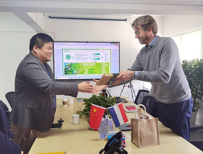 “麦”向“骑”迹，共赢未来！麦麦科技集团CEO李楠一行拜访荷兰骑士集团
